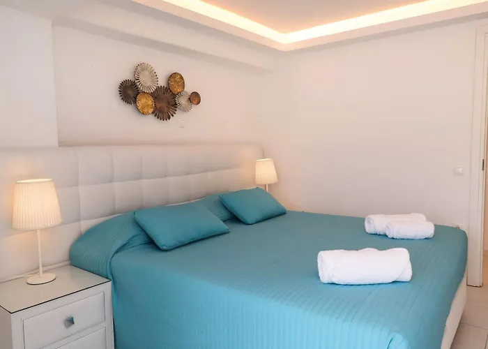 Adikri & 3* トゥルロス