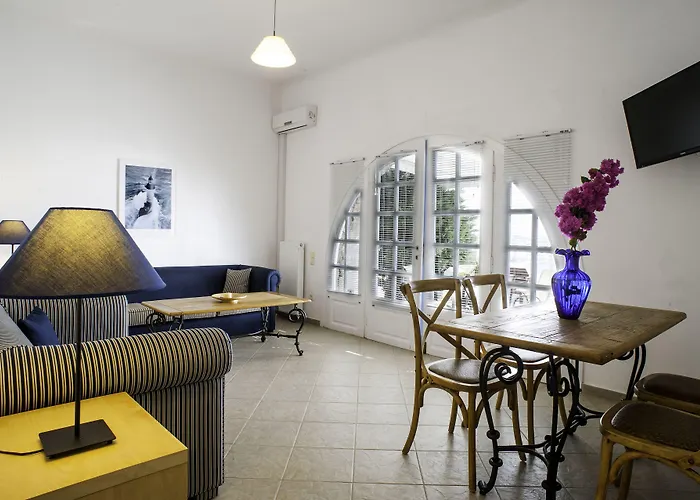 Adikri & 3* トゥルロス