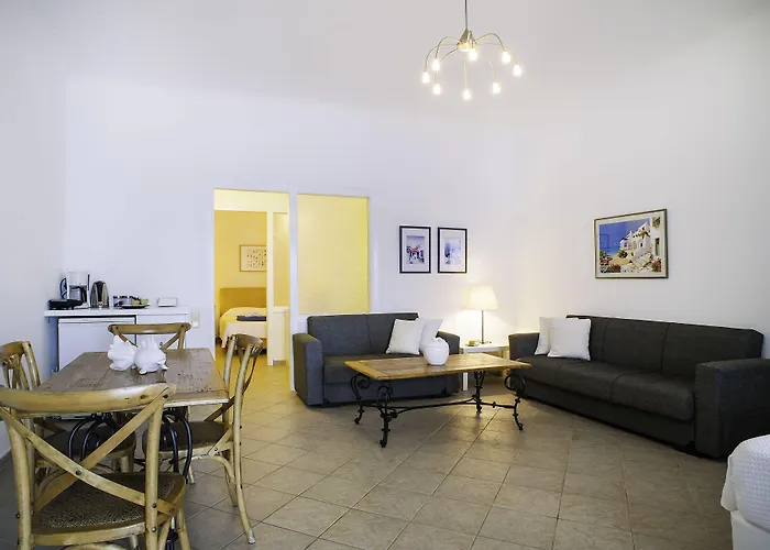 Adikri & تورلوس