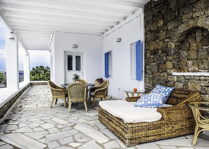 Adikri & تورلوس