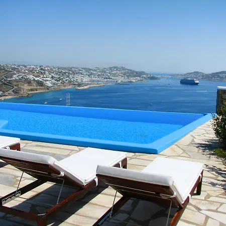 アパートホテル Adikri & 3*