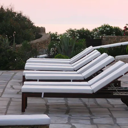 アパートホテル Adikri &