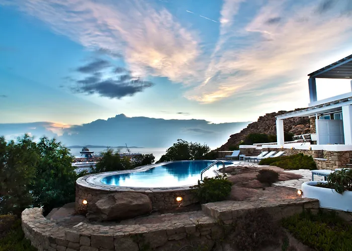 Adikri & Lägenhetshotell Tourlos