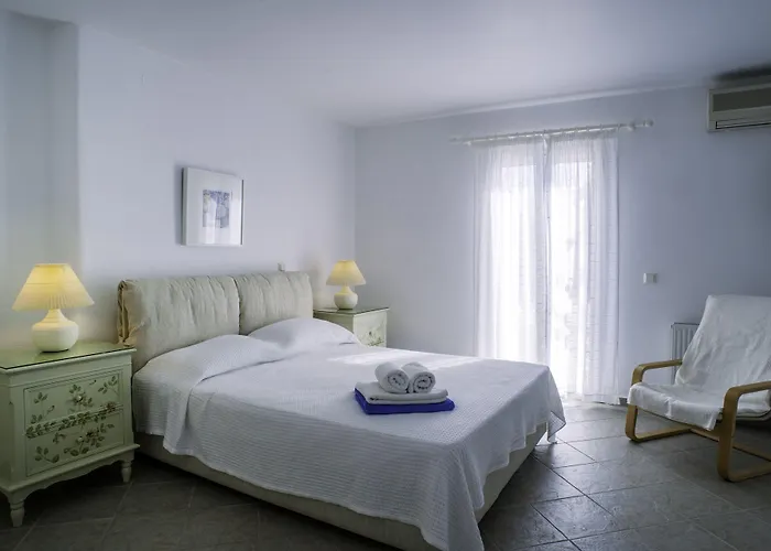 Hotel apartamentowy Adikri & Tourlos